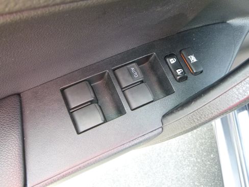 Used 2015 Toyota Corolla S Plus image 15