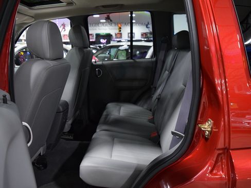 Used 2007 Jeep Liberty Limited image 18