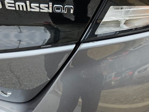 Used 2024 Nissan Leaf S image 25