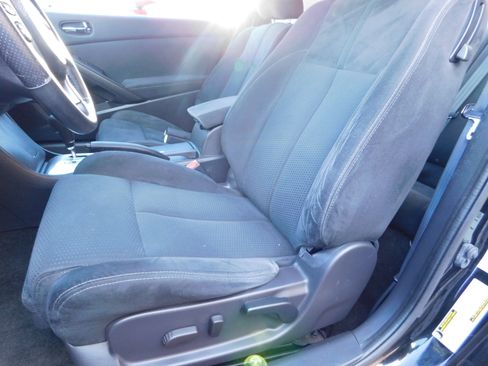 Used 2010 Nissan Altima 2.5 S image 10