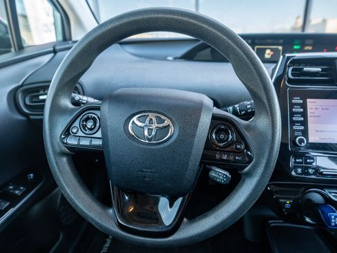 Used 2020 Toyota Prius image 36