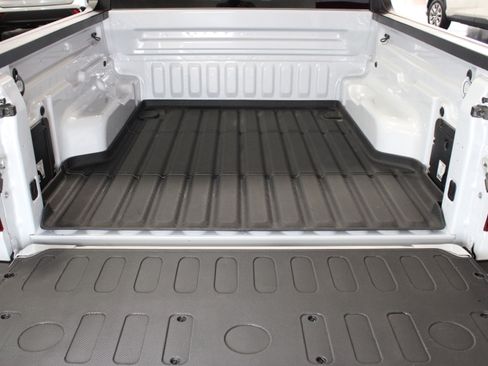 Used 2025 Ford Maverick XLT image 10