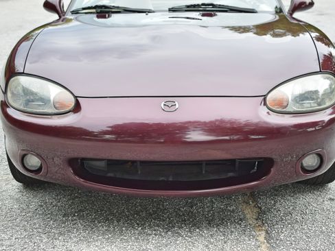 Used 2000 MAZDA MX-5 Miata Special Edition image 14