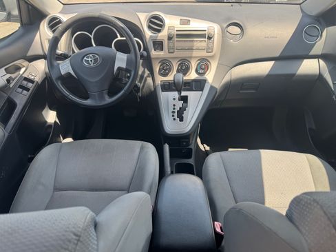Used 2010 Toyota Matrix S AWD image 20