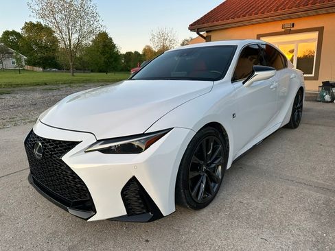 Used 2021 Lexus IS 350 F Sport RWD image 2