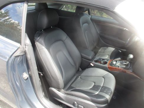Used 2010 Audi A5 2.0T Premium Plus image 10