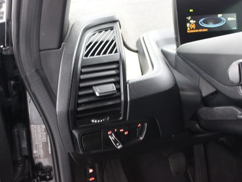 Used 2018 BMW i3 w/ Range Extender RWD image 10