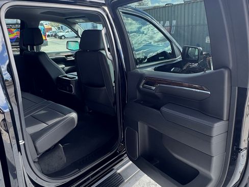 Used 2024 GMC Sierra 1500 Elevation image 8
