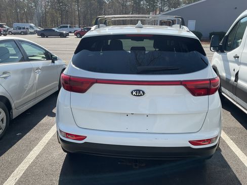 Used 2017 Kia Sportage AWD LX image 5
