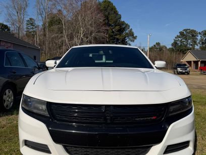 Used 2017 Dodge Charger SE