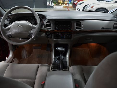 Used 2005 Chevrolet Impala LS FWD image 23