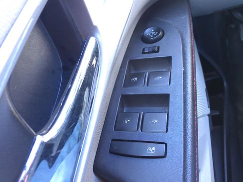 Used 2013 Chevrolet Equinox LT image 22