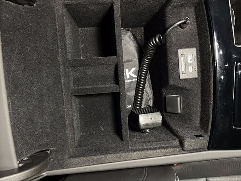 Used 2023 Cadillac Escalade Platinum Luxury image 44