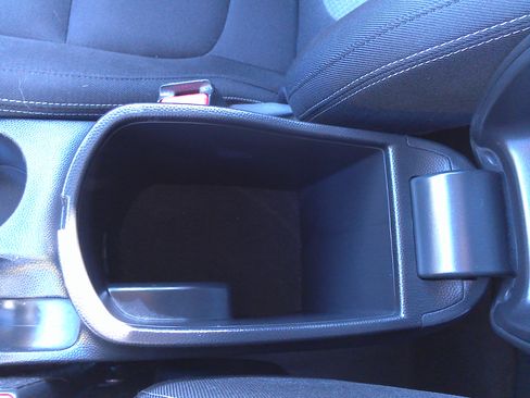 Used 2017 Kia Soul + image 23