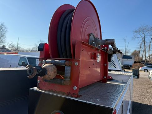 Used 2015 Ford F550 image 9