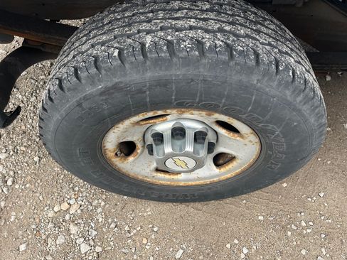 Used 2008 Chevrolet Express 2500 UNAVAIL RWD image 4