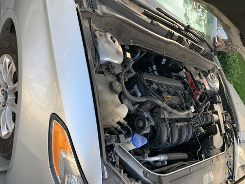 Used 2014 Ford Fusion S image 9