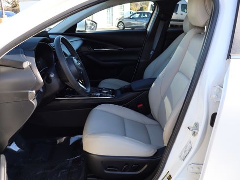 Used 2024 MAZDA CX-30 image 11