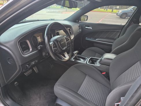 Used 2018 Dodge Charger Scat Pack image 12