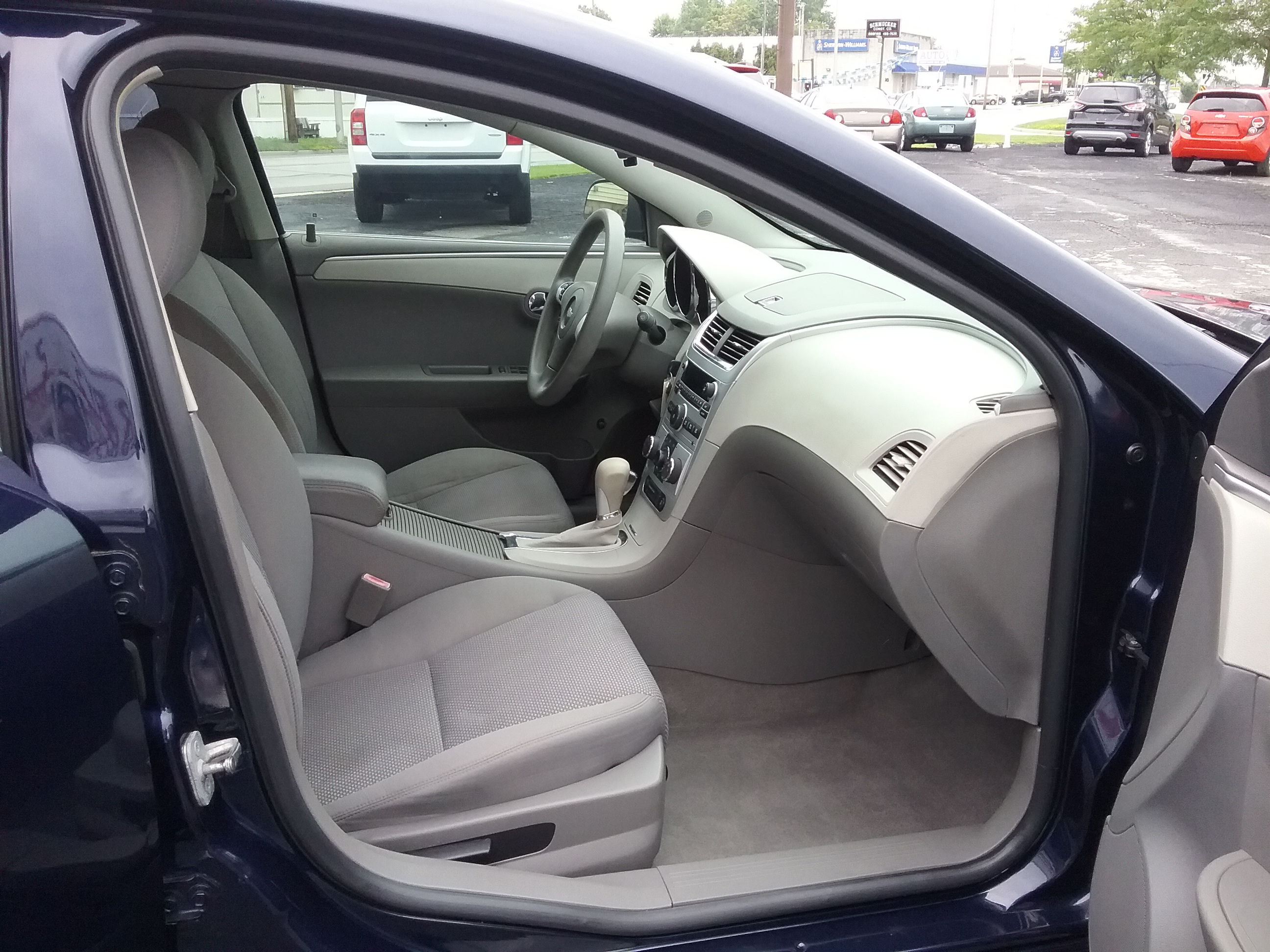 Used 2012 Chevrolet Malibu LS FWD image 8