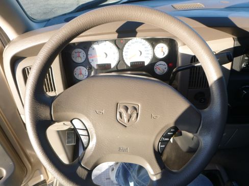 Used 2003 Dodge Ram 2500 Truck SLT image 24