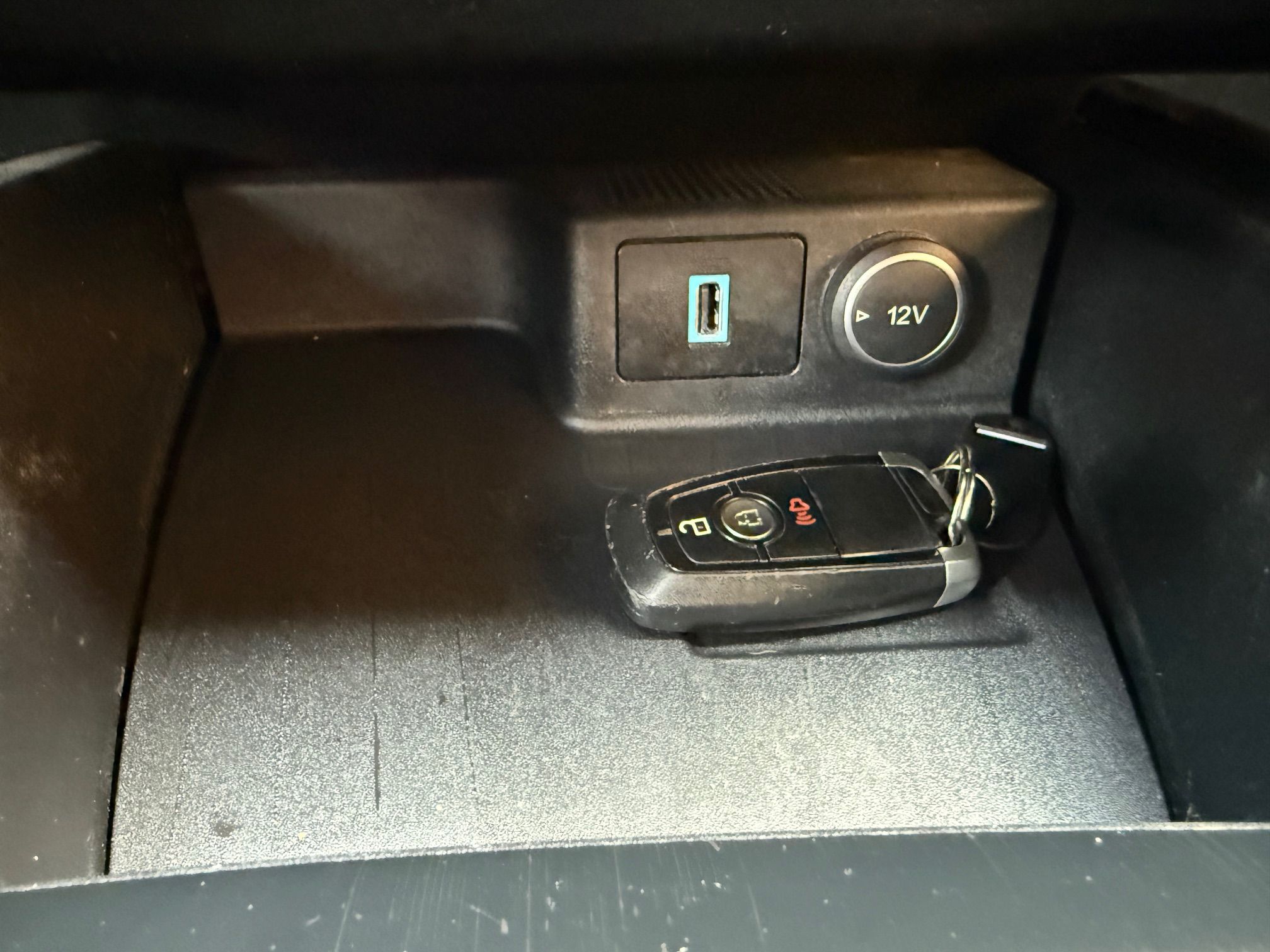 Used 2020 Ford Escape AWD SE image 15