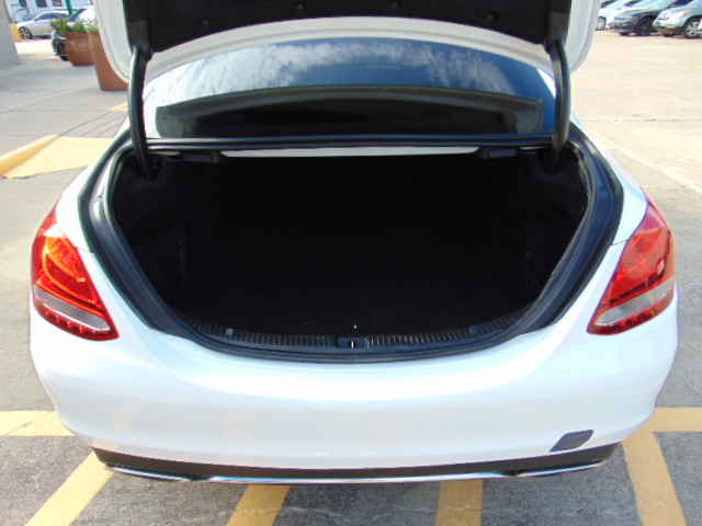 Used 2015 Mercedes-Benz C 300 4MATIC Sedan image 8