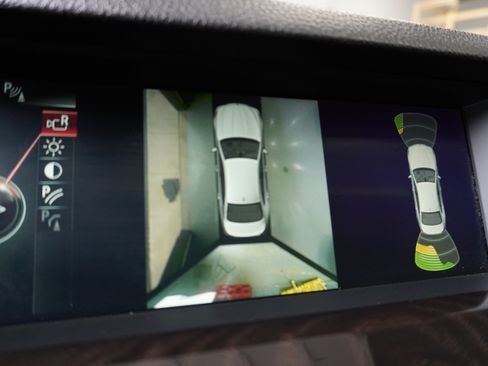 Used 2014 BMW 528i image 21