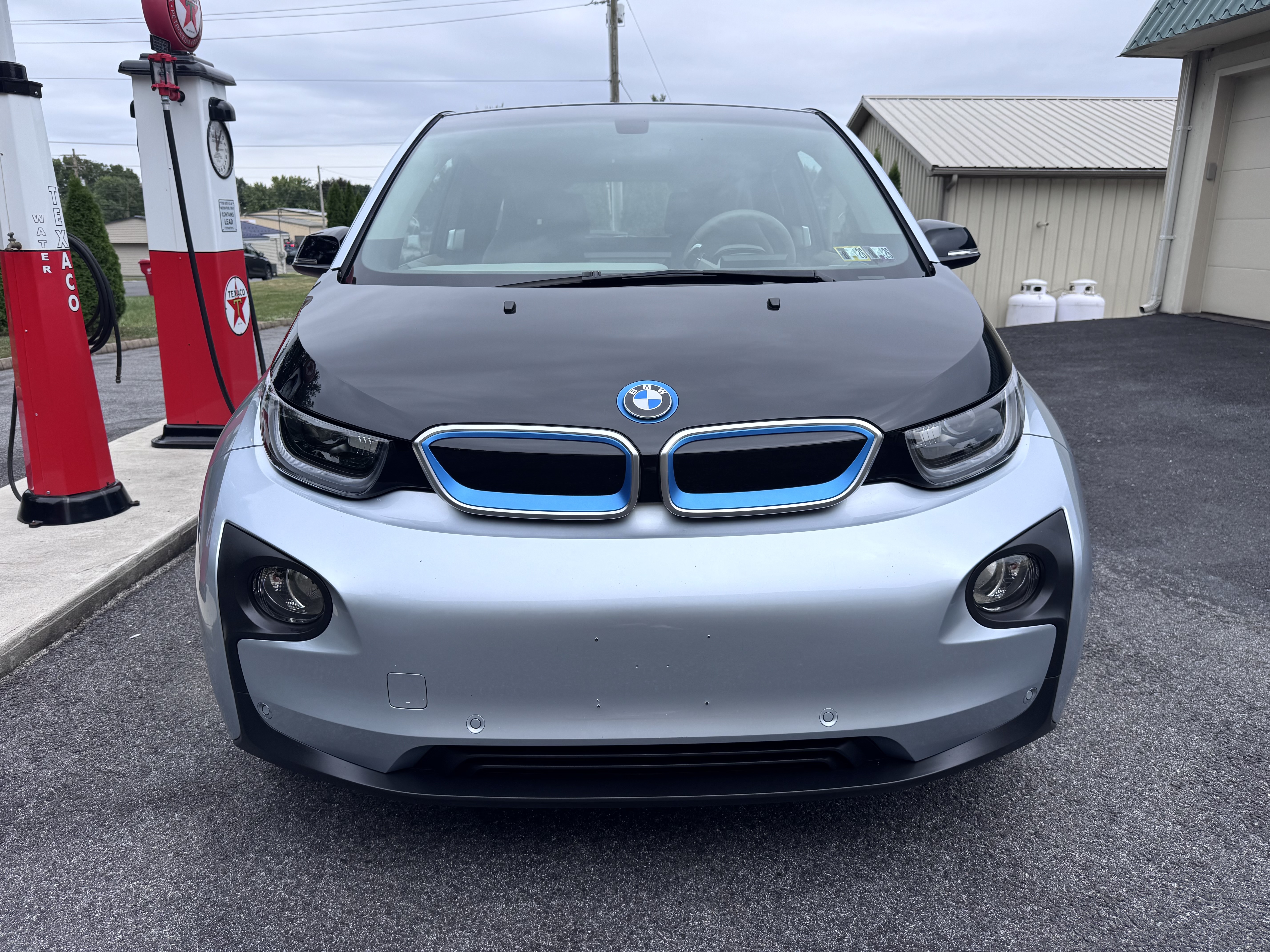 Used 2015 BMW i3 RWD image 3