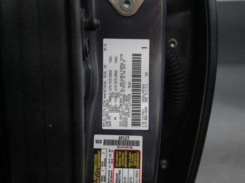 Used 2018 Toyota Tundra SR5 image 28