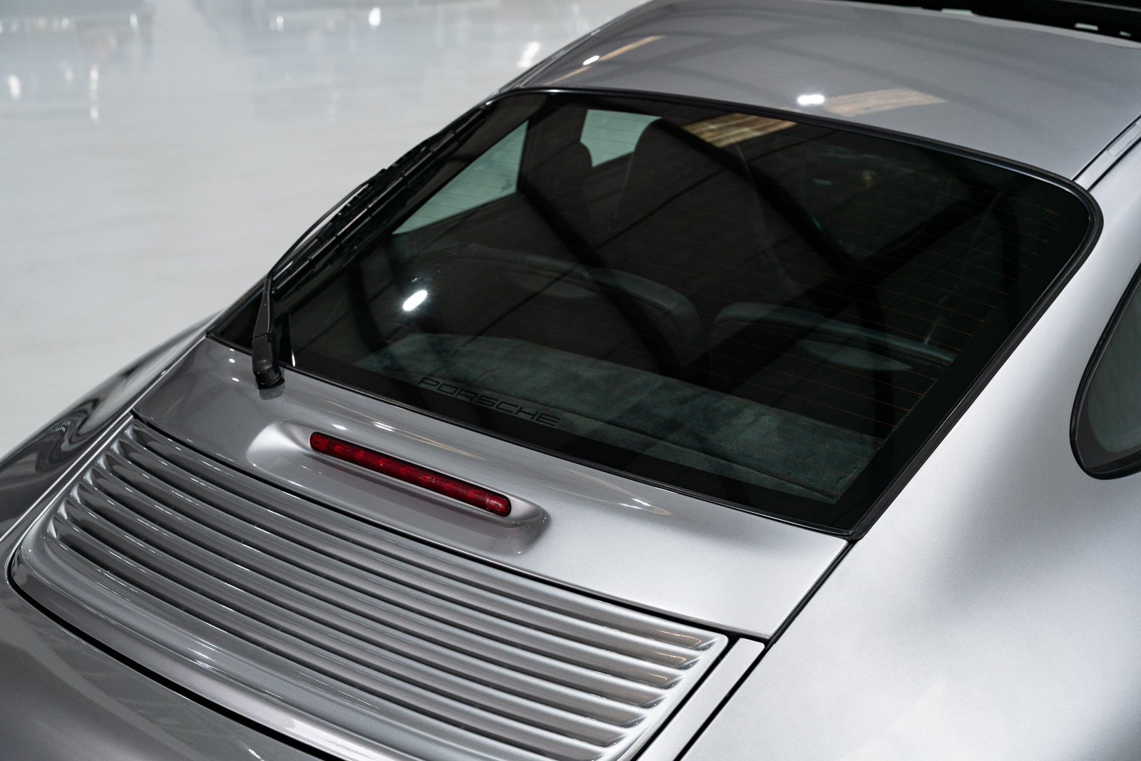Used 2004 Porsche 911 40th Anniversary Coupe RWD image 49
