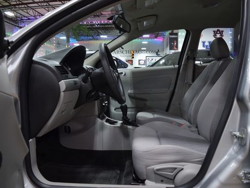 Used 2010 Chevrolet Cobalt LS Sedan FWD image 18