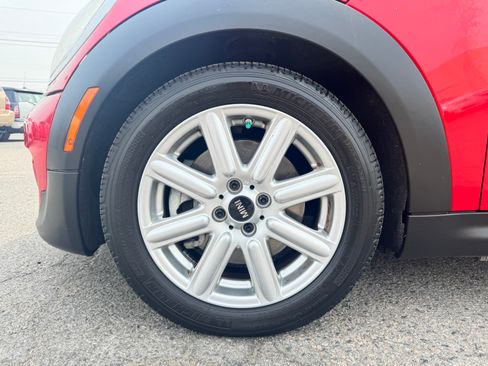 Used 2011 MINI Cooper Clubman S image 12