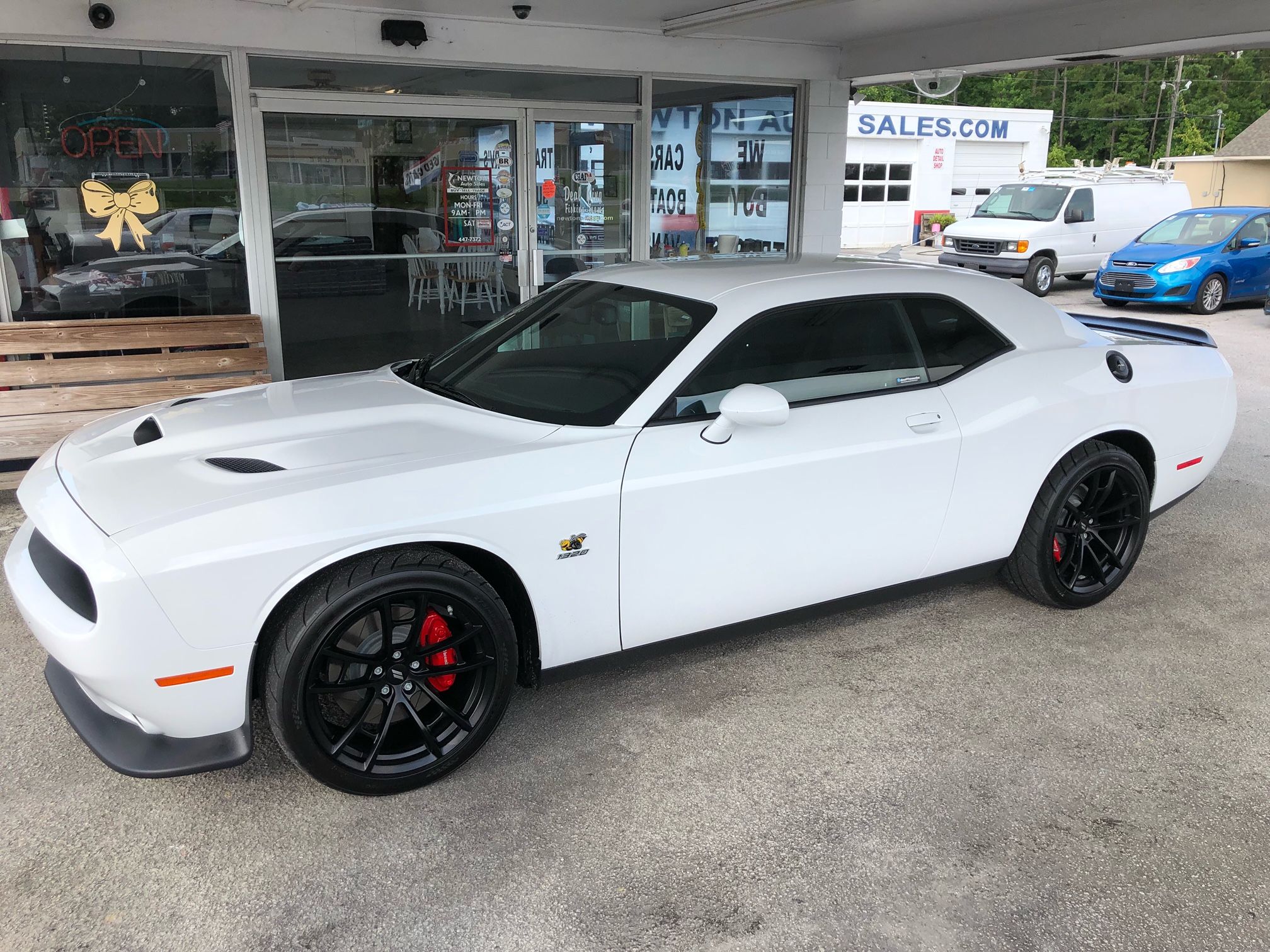 Used 2020 Dodge Challenger R/T Scat Pack RWD image 3
