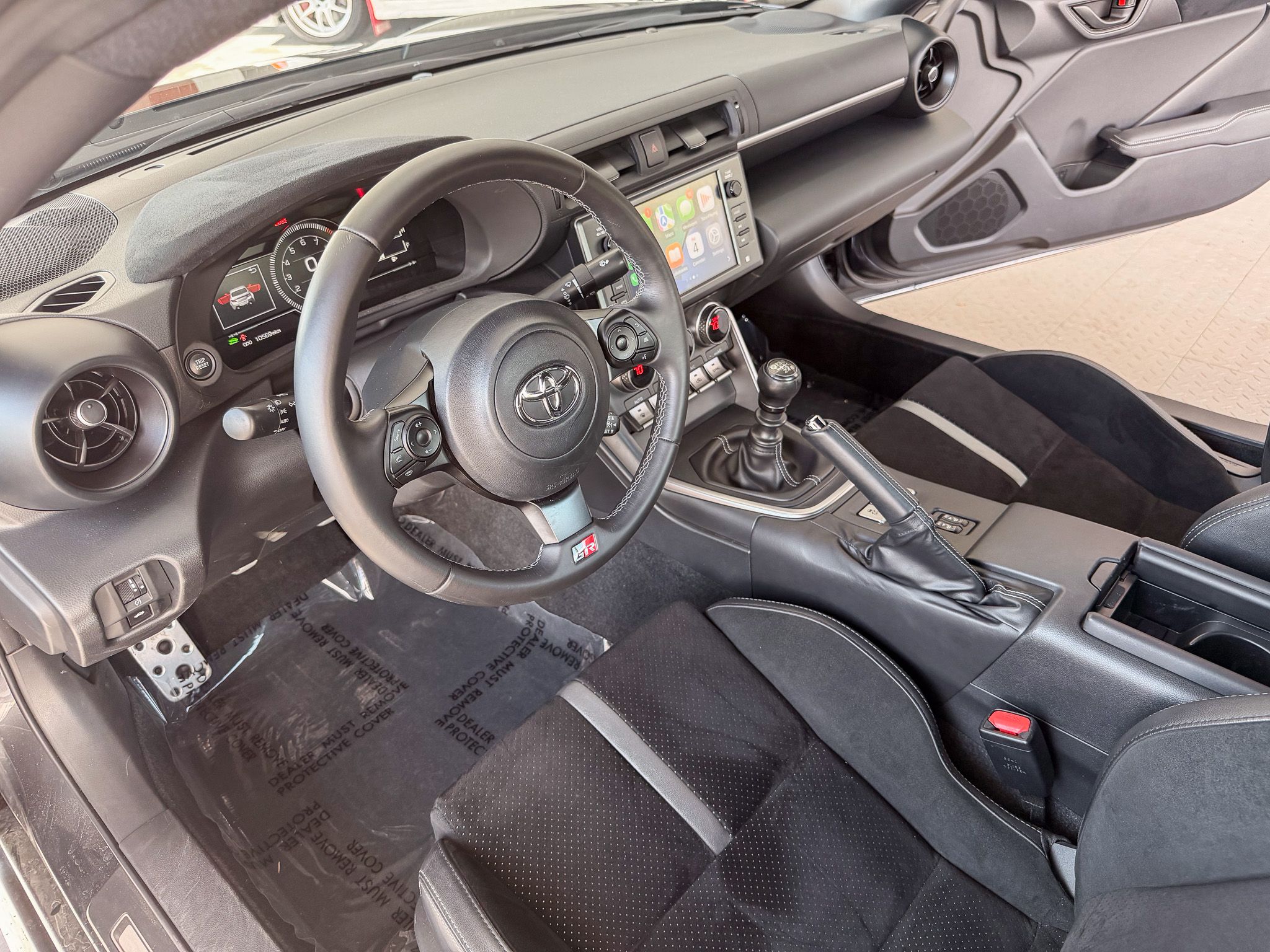 Used 2024 Toyota GR86 Premium RWD image 7