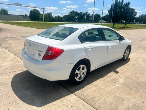 Used 2012 Honda Civic Natural Gas image 5