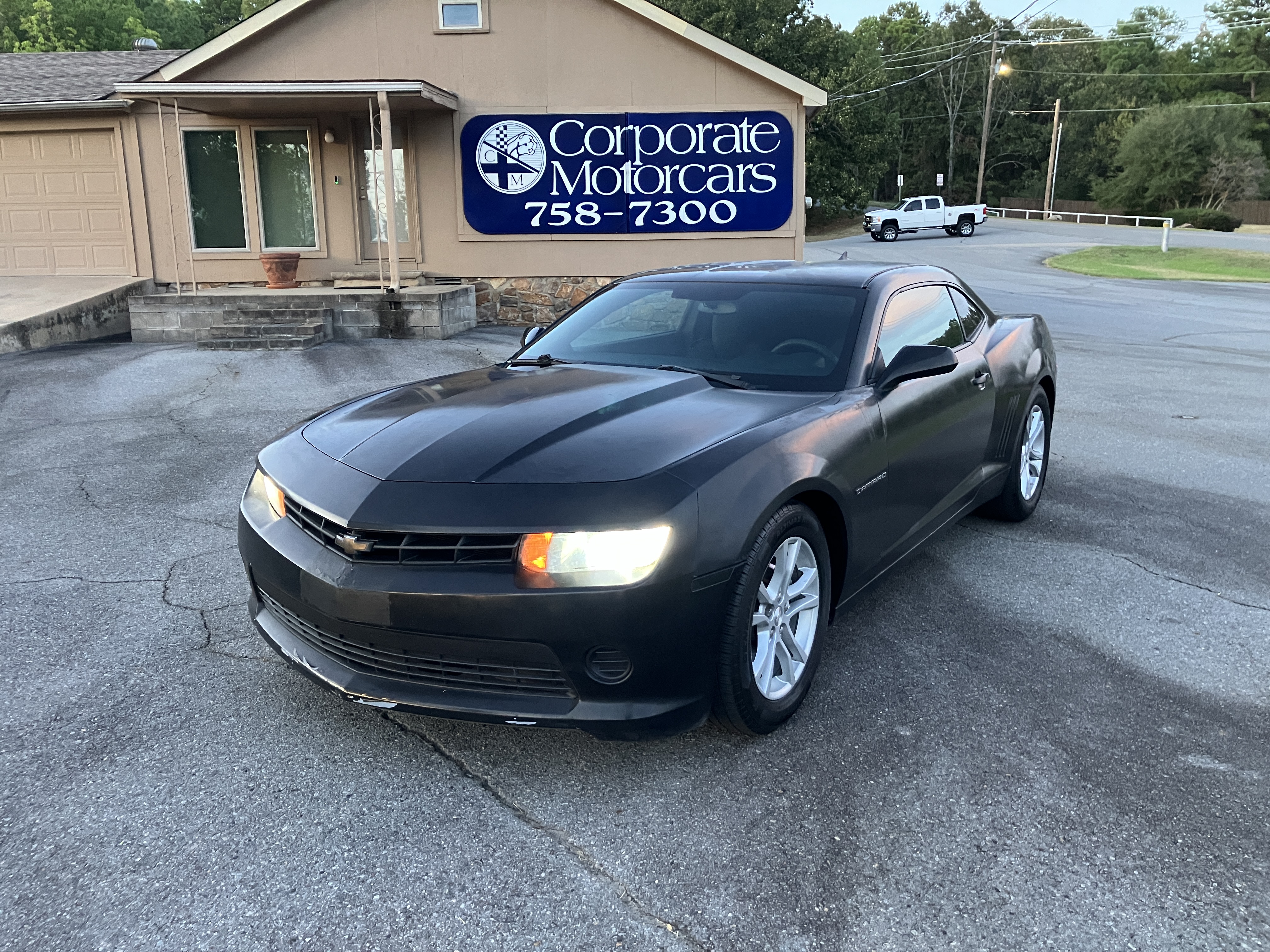 Used 2014 Chevrolet Camaro LS Coupe RWD image 1