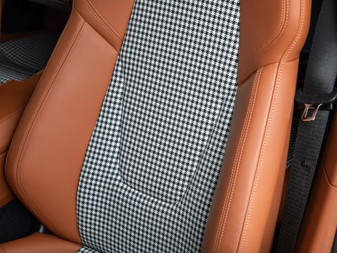 Used 2023 Porsche 911 Sport Classic Coupe RWD image 19