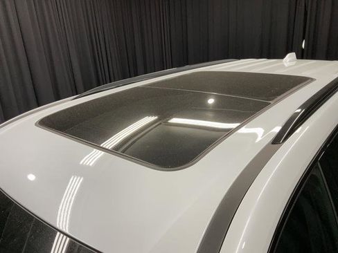 New 2026 Buick Enclave Sport Touring w/ Power Package image 7