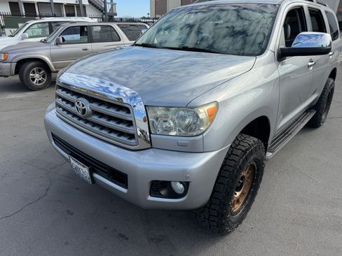 Used 2012 Toyota Sequoia Platinum image 9
