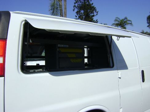 Used 2009 GMC Savana 3500 image 22