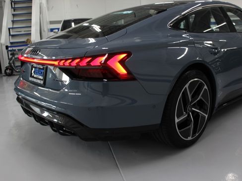 Used 2023 Audi RS e-tron GT image 9