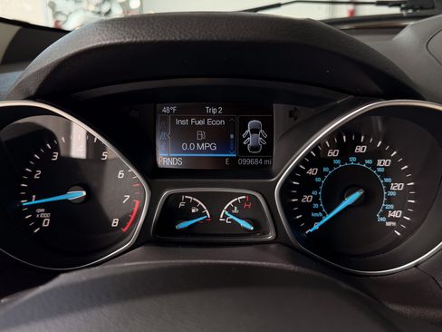 Used 2016 Ford Escape Titanium image 10