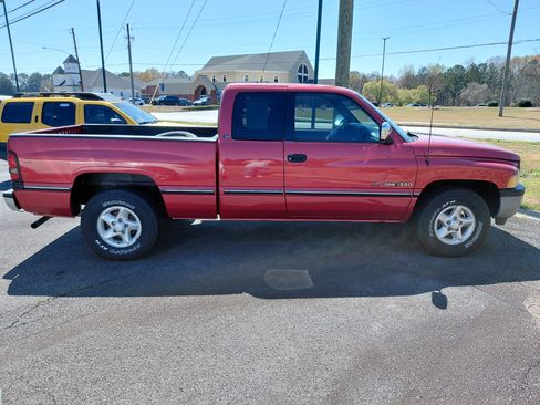 Used 1997 Dodge Ram 1500 Truck SLT image 6
