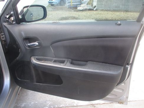 Used 2014 Chrysler 200 Touring FWD image 14