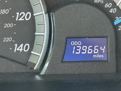 Used 2014 Toyota Camry FWD image 10