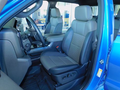 Used 2024 Chevrolet Silverado 1500 ZR2 image 25