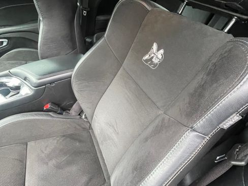 Used 2021 Dodge Challenger R/T Scat Pack RWD image 9