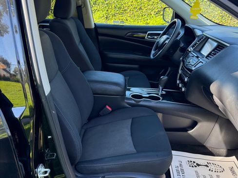Used 2019 Nissan Pathfinder FWD image 8