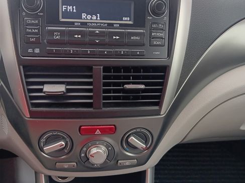 Used 2011 Subaru Forester 2.5X Premium image 11